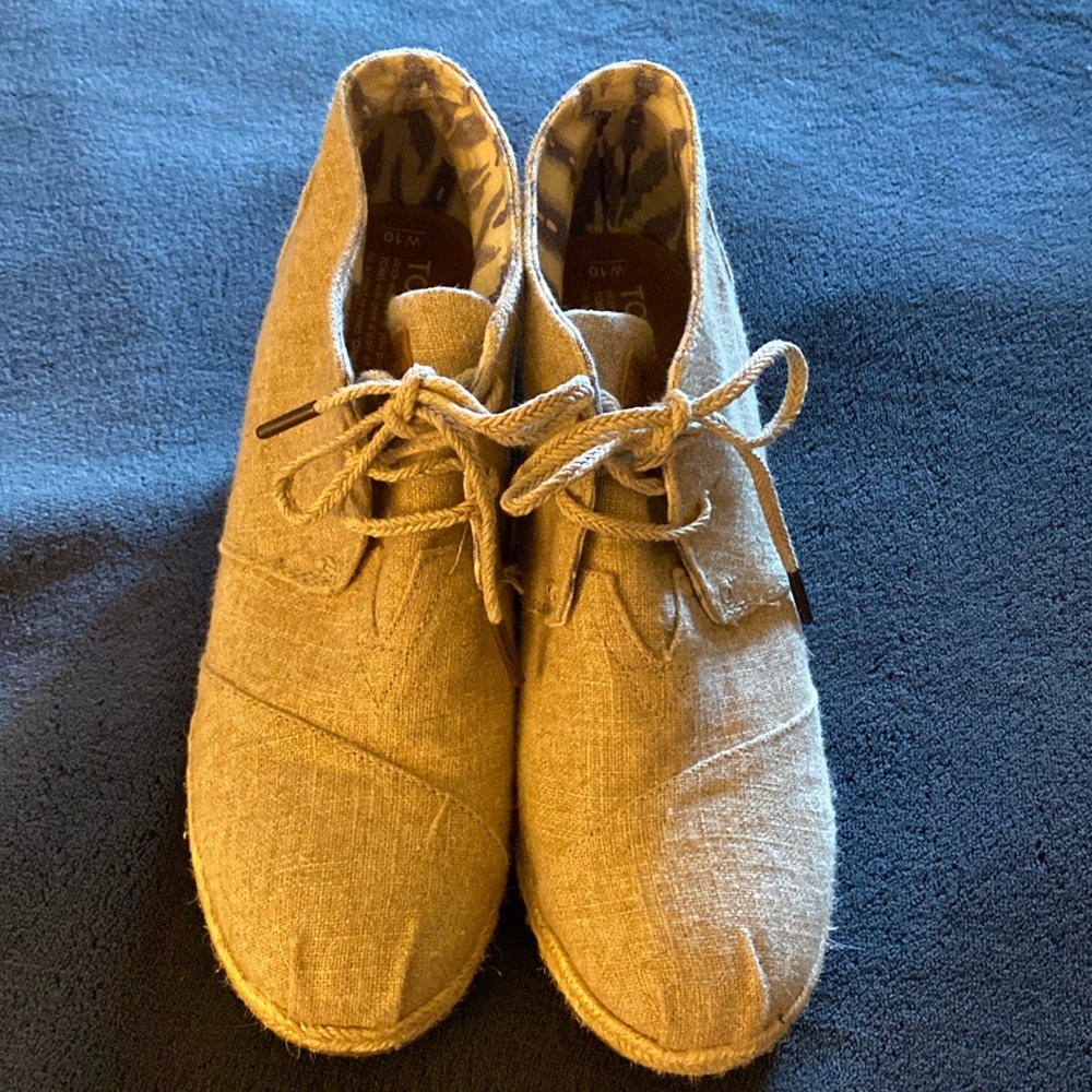 TOMS Wedge - Picture 2 of 6